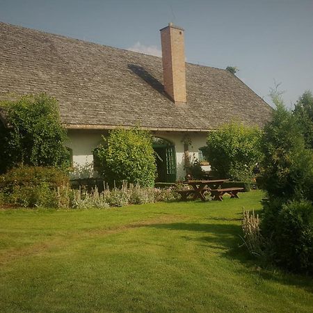 Domy Konesera Trzcin Exterior foto