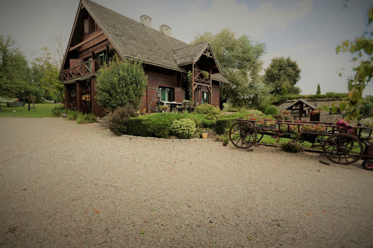 Domy Konesera Trzcin Exterior foto